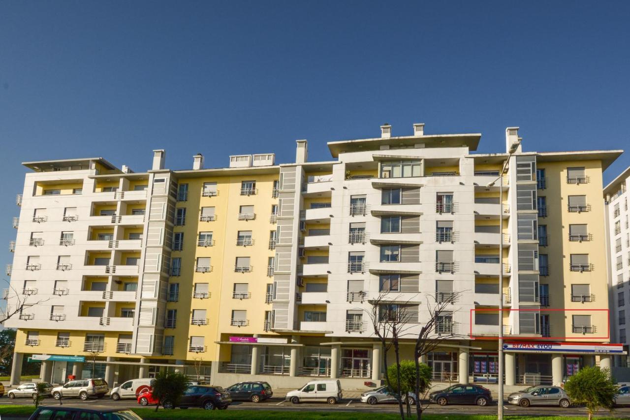 Vizinha'S Mommy'S Apartment Понта Делгада Екстериор снимка