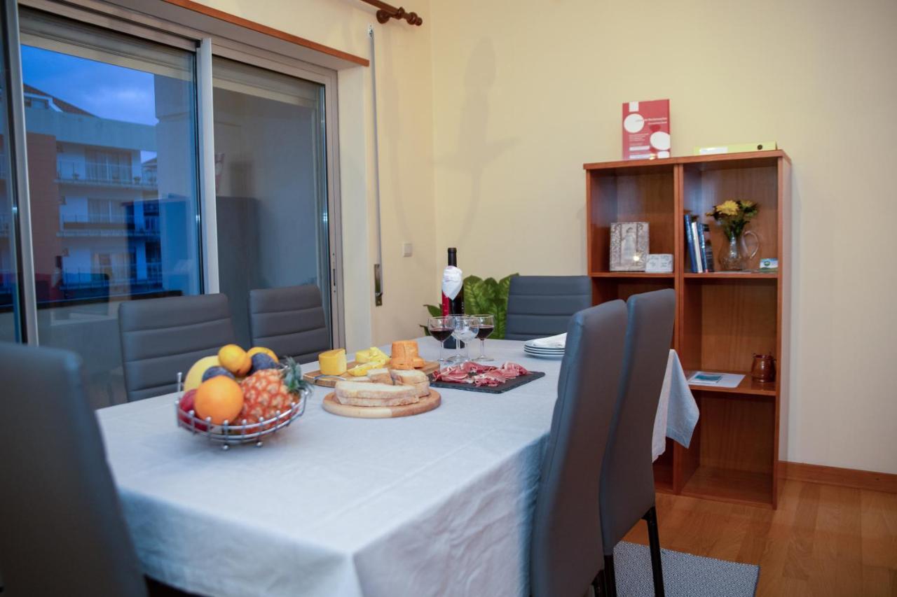 Vizinha'S Mommy'S Apartment Понта Делгада Екстериор снимка